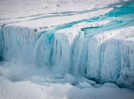 Antarctica-melting-min